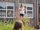 Liva Urban Swart Haaland holder sin ode til køkkenhaven.